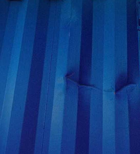 One-Way Shipping Damage Beispiel – Lackabplatzung